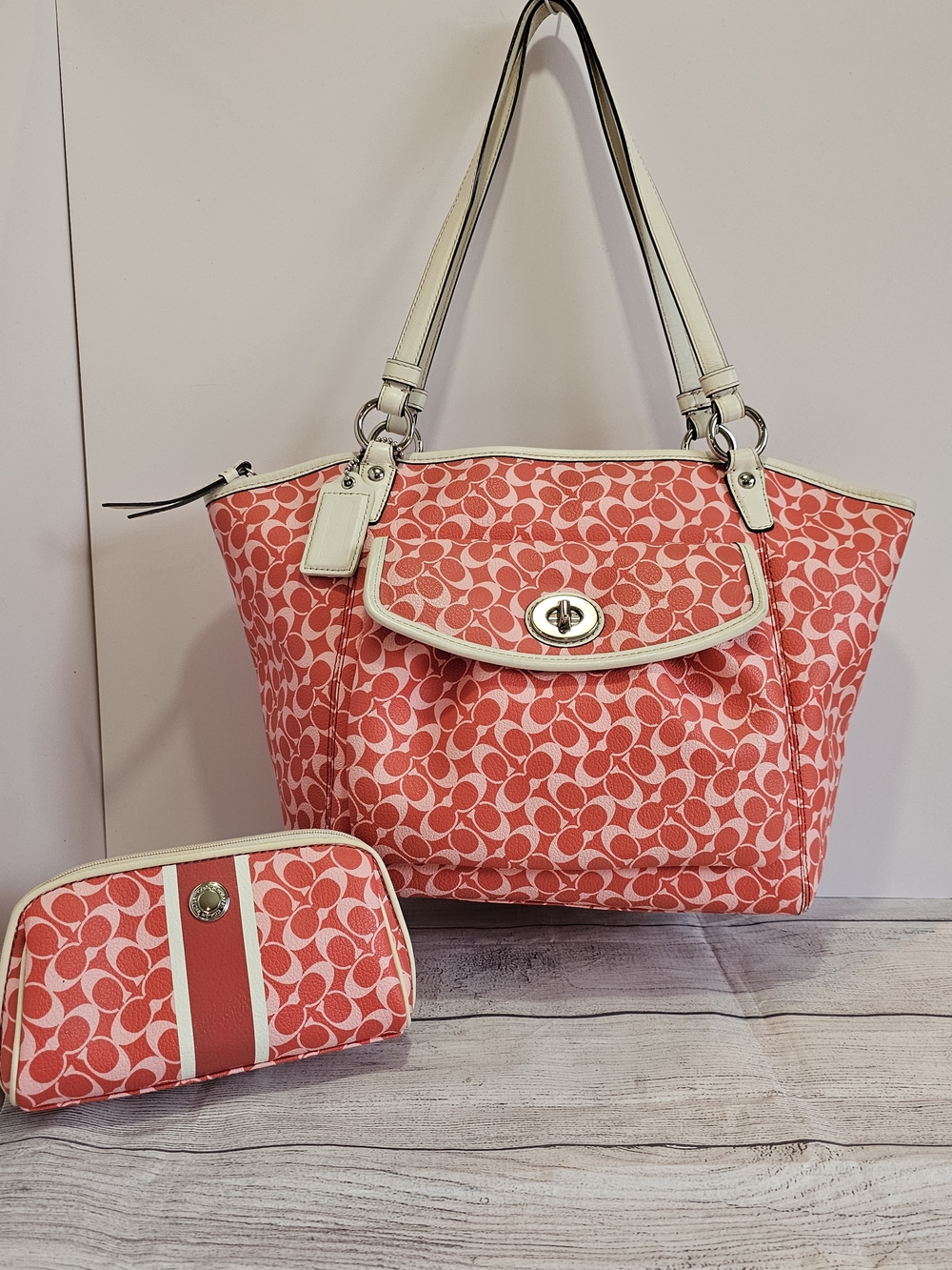 Coach Chelsea Leah Tote & Heritage Stripe Cosmetic Case